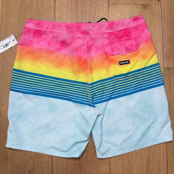 NWT Hurley Weekender 20" Striped Multi Color Board Shorts Men's Size 38 - Picture 5 of 7